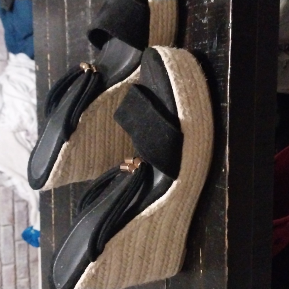 Wedges - Picture 2 of 3